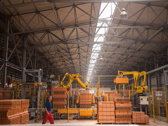 Cemacon: Redeschiderea fabricii din Zalău va majora producţia cu 26%