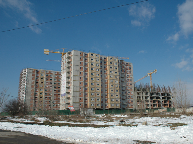 O firmă asociată fraţilor Negoiţă a ridicat 300 de apartamente în sectorul 3 din Bucureşti