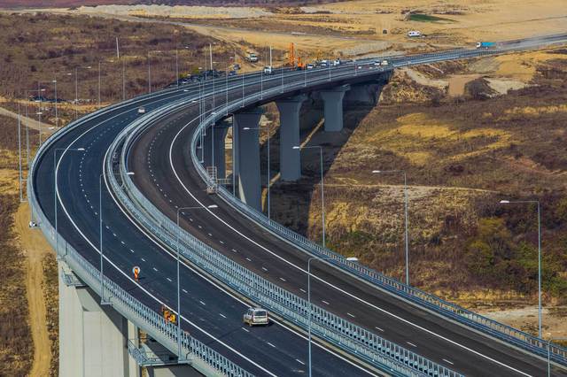 CNADNR dă 150 mil. lei pe continuarea lucrărilor pe 50...