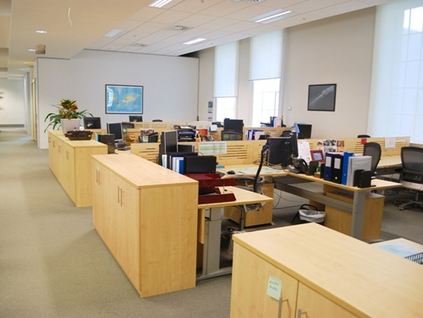 Circa 200.000 de salariaţi lucrează în birourile moderne din Capitală, cei mai mulţi în Pipera Sud