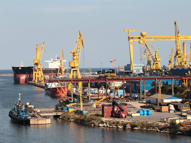 Incertitudinea la şantierul naval Mangalia se prelungeşte: acordurile cu privire la tranzacţie nu au fost încă finalizate
