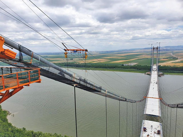 Italienii de la Webuild: Suntem în ultima etapă pentru construcţia podului de la Brăila