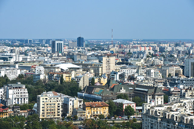 Analiza de luni. „O aberaţie urbanistică“:...