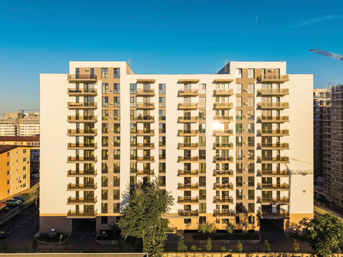 Imobiliare.ro: Cel mai scump oraş din România rămâne Cluj-Napoca, iar cel mai ieftin este Reşiţa, singurul care nu a atins încă pragul de 1.000 euro/mp. Cât costă un apartament în Bucureşti