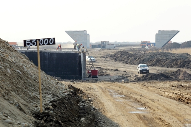 Program de guvernare:Finalizarea secţiunilor de autostradă aflate în construcţie, pod Brăila-Galaţi