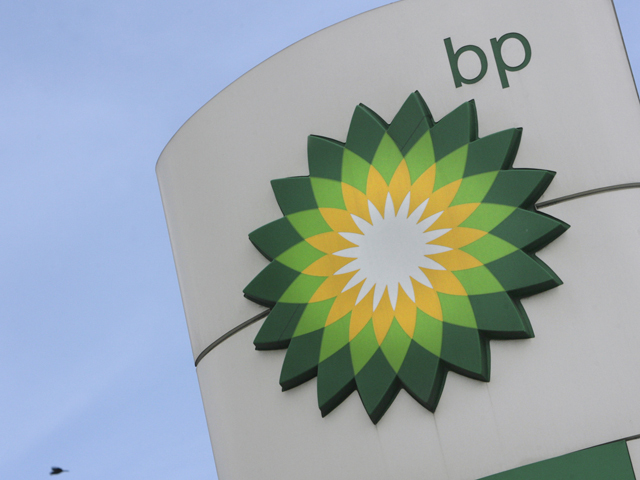 Britanicii de la BP negociază cu Rosneft cumpărarea unei participaţii la un câmp petrolifer din Siberia