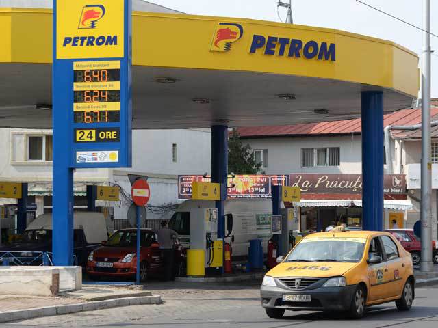 Petrom: Taxele reprezintă 50% din preţul la pompă al combustibilului