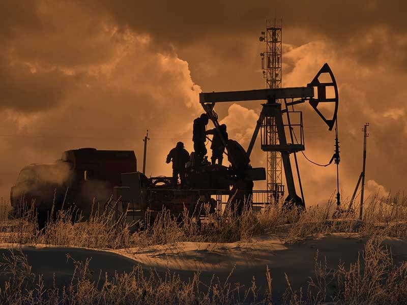 Preţurile petrolului au crescut cu 5%, la peste 30 dolari/baril, ca urmare a temperaturilor scăzute