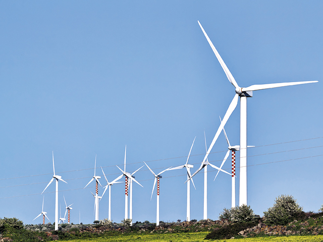 Dezastrul verde: Investiţii de 5 mld. euro în eoliene,...
