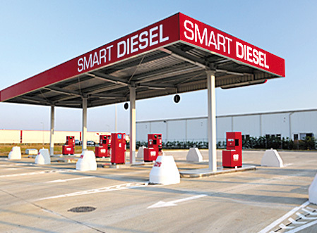 Profitul furnizorului de combustibil Smart Diesel Arad, preluat de germanii de la DKV, a crescut cu 50%. Cifra de afaceri a scăzut cu 4%, la 1,48 mld. lei