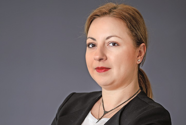 Opinie Alexandra Strafalogea, senior director industrie, Corporaţii Mari, Raiffeisen Bank: „Statul are un rol major, atât în prezent, cât şi în viitor, pentru industria transporturilor“