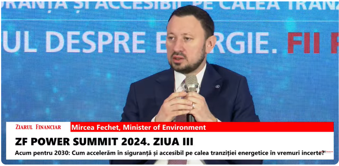 Mircea Fechet, ministrul Mediului: România are sectoare în care emisiile de carbon s-au redus puternic fată de anii  90, cum este industria, dar în transporturi sau rezidential avem un ”progres negativ”. Noi credem că ne pricepem la strategii, dar nu ne pricepem