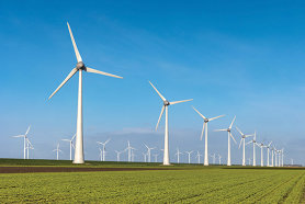 „Miracolul“ energetic al Bulgariei va fi pus la încercare de închiderea unuia din cele două reactoare nucleare de la Kozlodui. Pentru a nu mai depinde de importurile de electricitate şi pentru a avea energie ieftină, Ungaria a anunţat o amplă reformă energetică