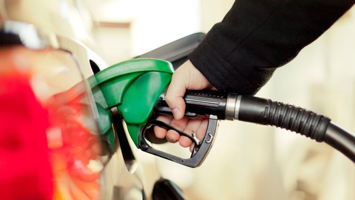 Ministerul Finanţelor a pus în transparenţă proiectul de  menţinere a măsurilor de limitare a creşterii preţurilor la carburanţi în perioada noiembrie 2026-ianuarie 2027. La cât estimează ministerul că ar creşte preţul la motorină în cazul eliminării redu