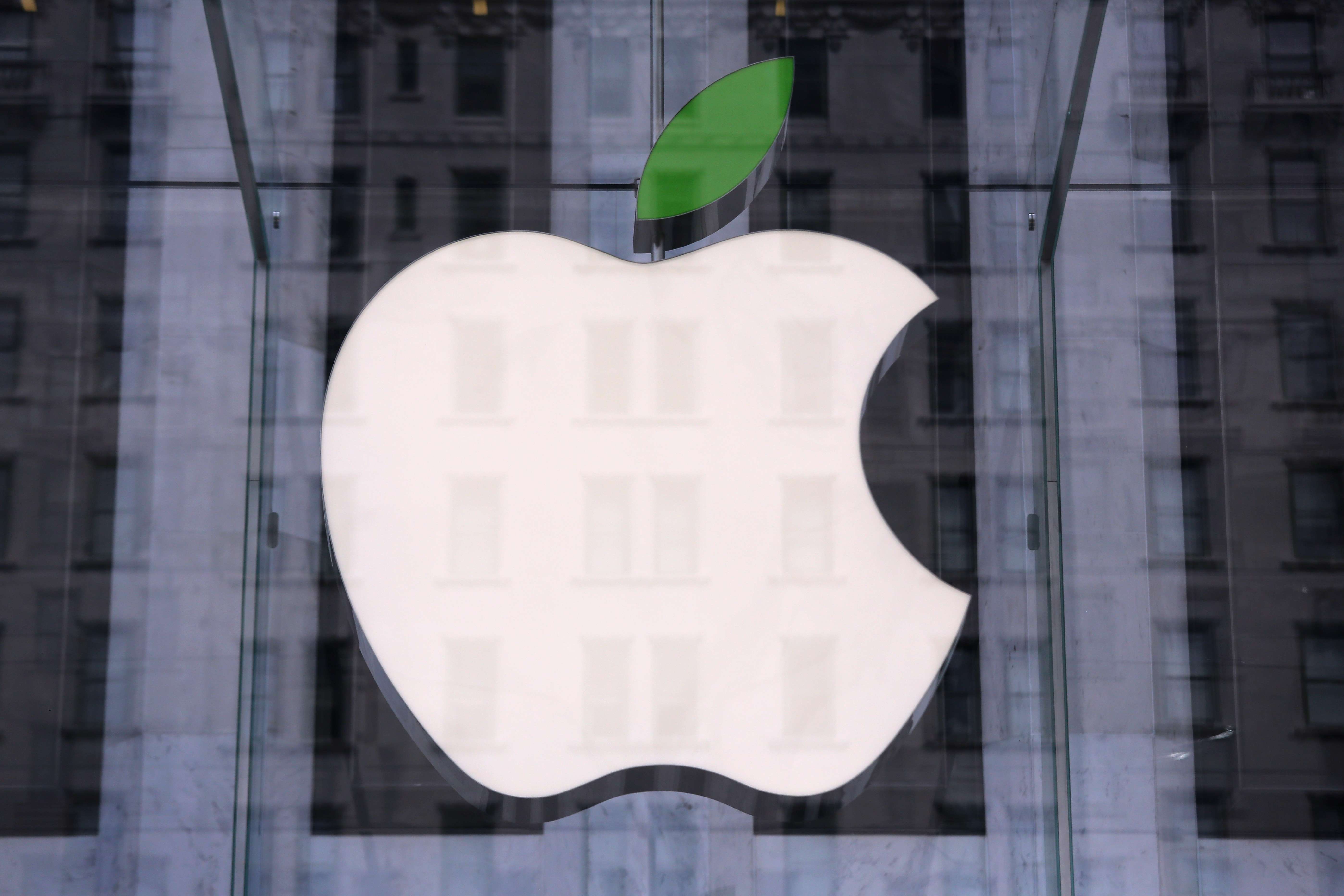 Apple vrea să cumpere cu 3,2 miliarde dolari o companie fondată de Dr.Dre