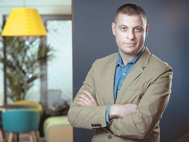 Arthur Rădulescu, ShopMania Net: În 2020 vrem să creştem businessul la 1,2 mil. euro, din care peste 50% va fi generat de platforma de e-commerce MerchantPro. În prezent, circa 1.200 de magazine online, atât din România, cât şi din străinătate, funcţionează pe platforma românească MerchantPro