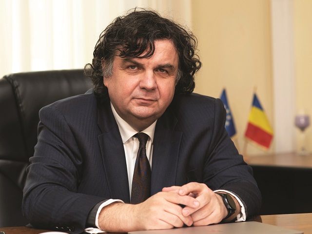 Florin Drăgan, rectorul Politehnicii din Timişoara: planurile de dezvoltare ale companiilor sunt uneori prea ambiţioase în raport cu forţa de muncă disponibilă