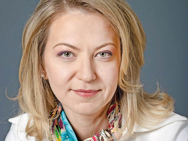 Florina Tănase, director executiv HR, juridic şi relaţii externe la Telekom Mobile: Avem nevoie cât mai rapid de Codul comunicaţiilor, va simplifica birocraţia din extinderea reţelelor