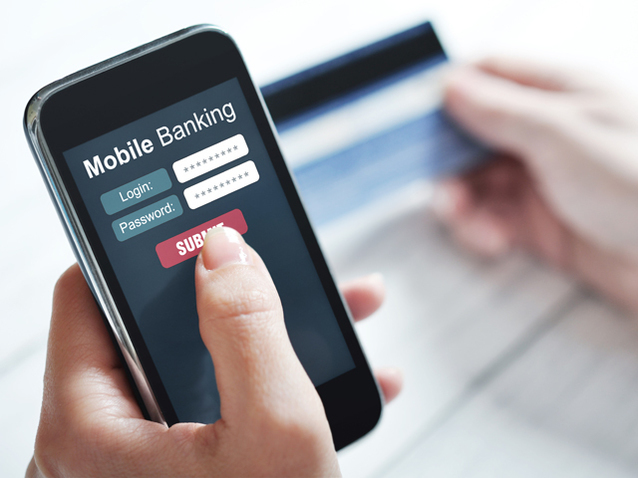 Două treimi dintre utilizatorii de Internet folosesc Mobile şi Internet Banking