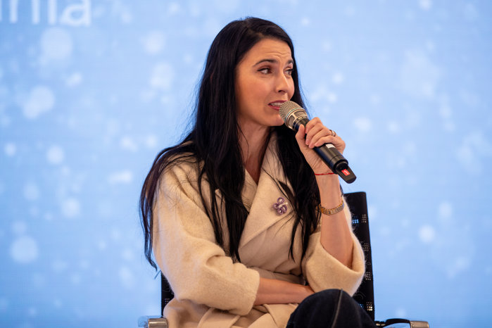 Delia Paceagiu, Chief Operations Officer, NETOPIA Payments: Ce vedem noi sau ce ştim noi este că Gen Z sunt mult mai informaţi despre ce se întâmplă în jurul lor şi se uită şi la alte elemente decât cele care ţin de preţ