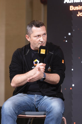 ZF Tech Day. Florin Popa, B2B director, Orange România: Avem în lucru circa 80 de proiecte de automatizare şi inteligenţă artificială pentru companii şi instituţii din România - de la primirea facturilor de la furnizori la procese complexe. „Mulţi o percep ca pe o ameninţare, alţii doar ca pe o modă“