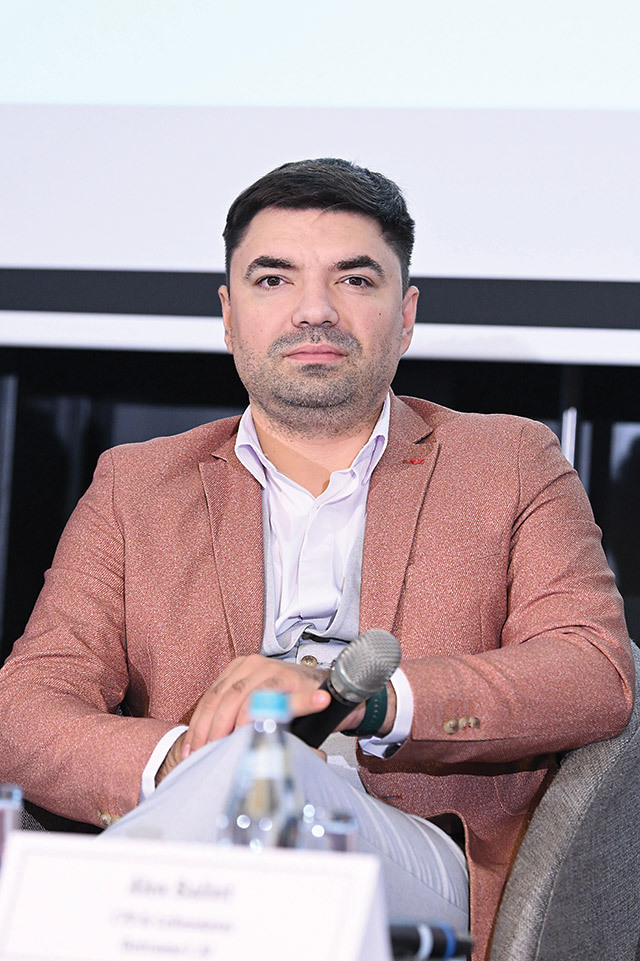 Marius Munteanu, senior director, transformation & AI enablement, Concentrix: Românii sunt încă utilizatori ocazionali de AI, iar un asistent lansat într-o piaţă nepregătită are o rată mai mare de abandon. „Nu vă aşteptaţi la miracole. Va trata poate 5% d