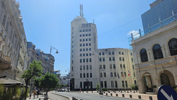 Orange vrea să vândă cu 25,9 mil. euro Palatul Telefoanelor, primul „zgârie-nori“ al Bucureştiului, de pe Calea Victoriei, care a atras investiţii recente de peste 300 mil. euro