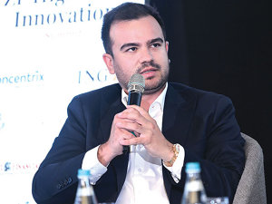 David Aron, fondator şi CEO, QuickFin.erp: Nici măcar proprietarii firmelor nu-şi cunosc procesele - angajaţii îşi scriu singuri procedurile şi se contrazic, iar furnizorul de soft ajunge consultant de management. „Dacă nu există o structură în firmă, e foarte greu să implementezi orice fel de modul, că este el cu AI sau nu“