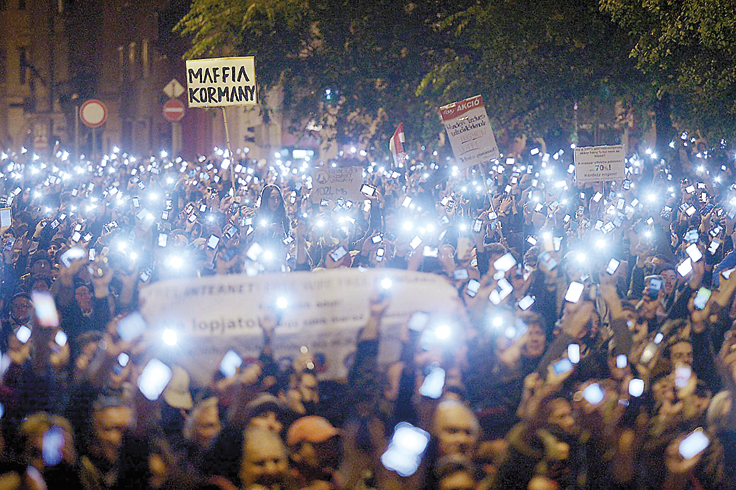 Protestele de amploare din Ungaria atrag atenţia...