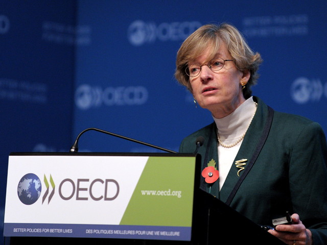 OCDE: Economia mondială ar trebui să crească cu 4% sau mai mult