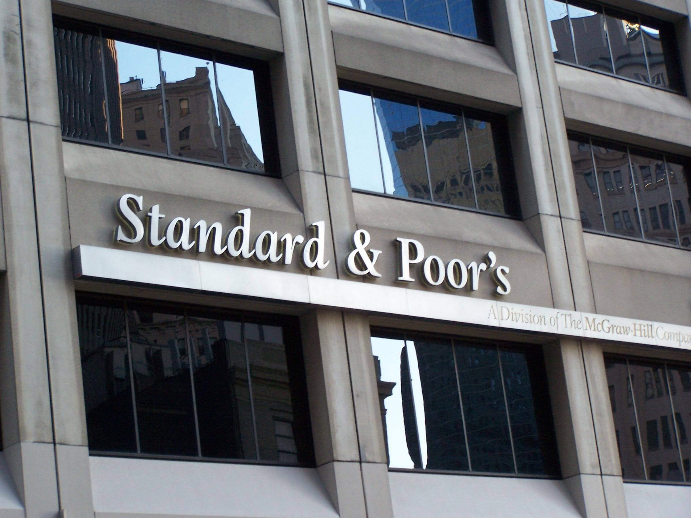 Agenţia americană S & P a păstrat ratingul României. Ministrul finanţelor: Este o confirmare a faptului că suntem pe drumul cel bun cu măsurile adoptate de guvern