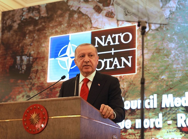 Turcia lui Erdogan şi NATO, o căsătorie din interes, lipsită de iubire: de ce turcii nu vor ieşi şi nu vor fi excluşi din cea mai puternică alianţă militară de pe planetă
