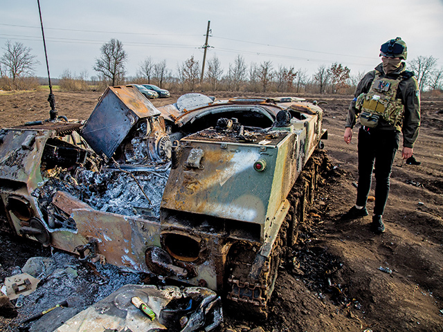 Războiul din Ucraina. Combinatul siderurgic Azovstal din oraşul Mariupol este sub un atac constant