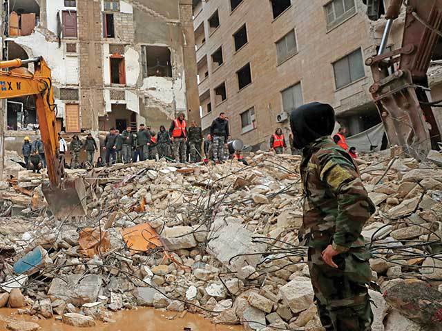 Un cutremur puternic a ucis mii de oameni în Turcia şi Siria