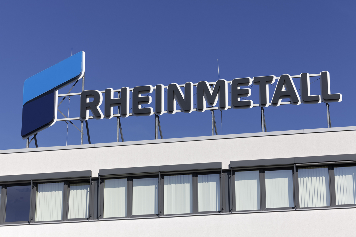 Rheinmetall obţine o comandă de 1,9 miliarde de euro pentru vehicule de asalt din partea armatelor germană şi olandeză