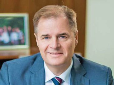 Andreas Lier, preşedintele AHK Romania: România s-a transformat dintr-un loc dedicat producţiei într-un centru de inovare şi tehnologie şi va juca un rol important în tranziţia către energia verde 