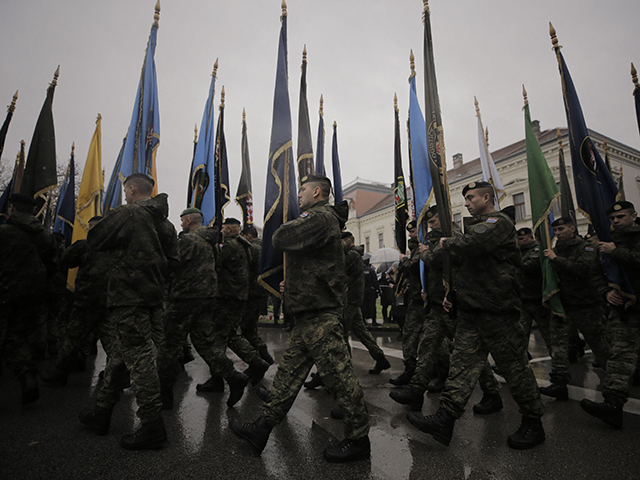Croaţia vrea să introducă educaţia militară în şcoli