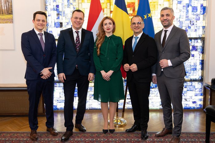 Radu Stoica, Managing Director at Peek & Cloppenburg Austria & CEE, lansează, alături de alţi executivi români, platforma Romania Connect, pentru a facilita accesul companiilor româneşti la piaţa austriacă 