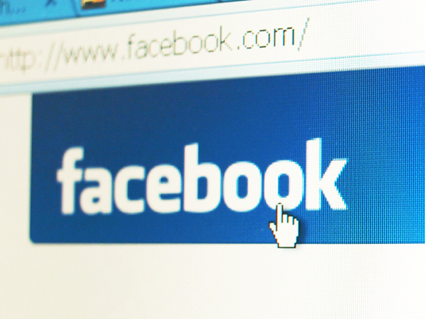 Facebook lansează propriul motor de căutare pentru conţinut care să fie distribuit online