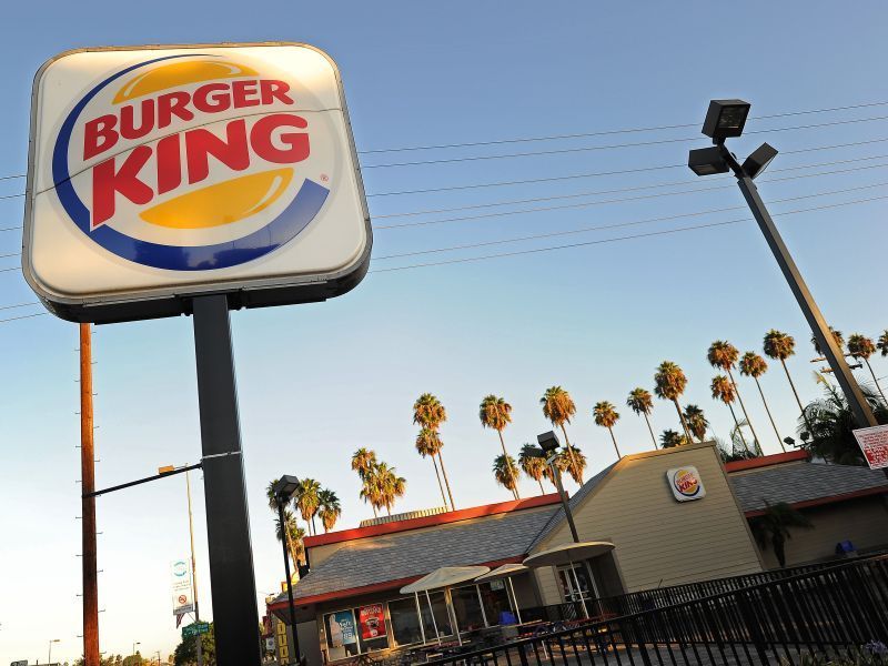 Burger King infiinţează o companie mixtă pentru operaţiunile din România, Italia, Polonia şi Grecia