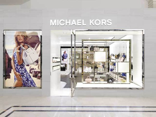 Celsius Blank rely Michael Kors a deschis al doilea magazin în Băneasa Shopping City
