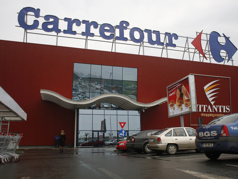 Consiliul Concurenţei analizează preluarea magazinelor Billa România de către Carrefour