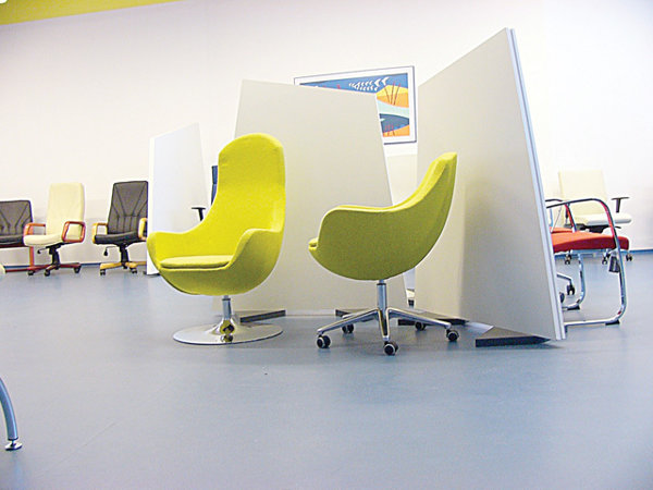 Conclusion instant pedestal Cehii de la Antares au crescut cu 10% producţia fabricii de scaune  ergonomice din Cluj-Napoca