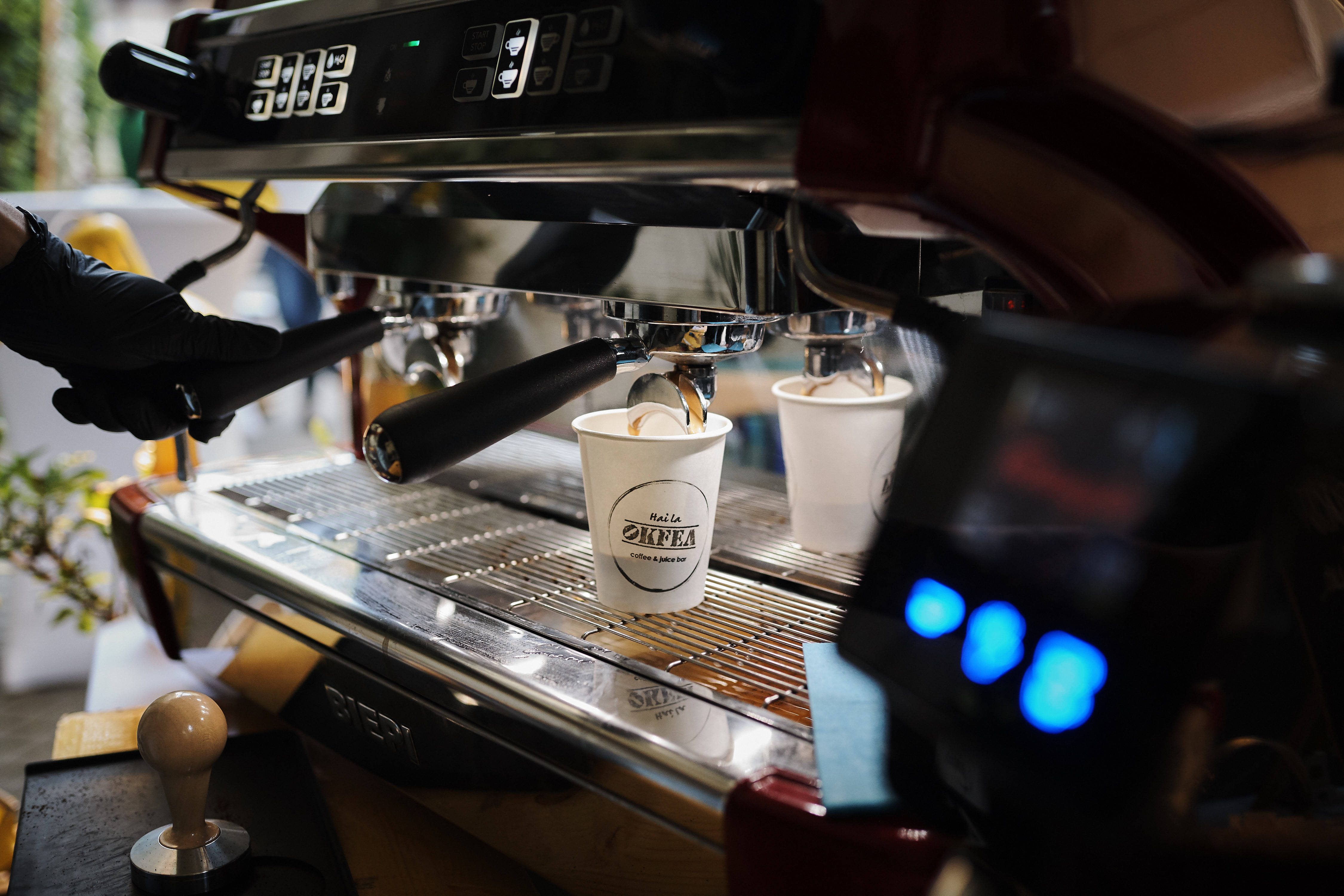 LanÅ£ul de cafenele Okfea vrea sÄ deschidÄ Ã®n acest an 7 locaÅ£ii Ã®n francizÄ Åi sÄ Ã®Åi dubleze afacerile faÅ£Ä de 2018, la 500.000 euro