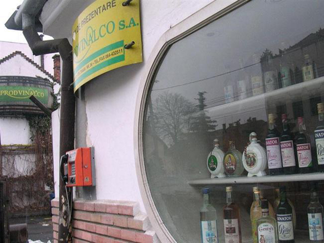 Producătorul de băuturi spirtoase Prodvinalco estimează creşterea cifrei de afaceri în 2022, dar un profit mai mic. Prodvinalco din judeţul Cluj deţine una dintre cele mai vechi fabrici din România