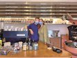Tribe lifestyle: Din San Francisco în Piaţa Iancului. Andrei Szabo şi soţia lui, Aleka Sarah Vlădăreanu, au adus „instagramabilul“ în cafeneaua Nomonym din Bucureşti, cu o investiţie de 70.000 de euro