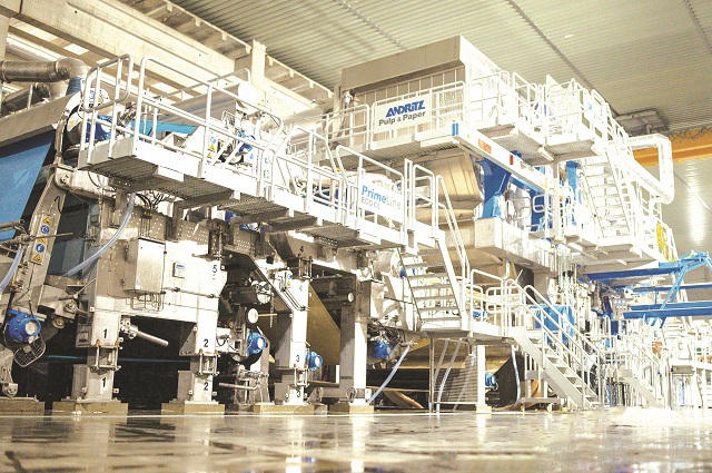 Fabrica MG TEC Industry din Dej, o investiţie de 100 mil. euro, exportă 60% din producţia de hârtie şi prosoape de bucătărie. Unitatea de producţie a pornit „motoarele“ anul trecut, iar în prezent are 260 de angajaţi