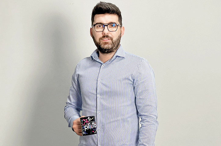 Afaceri de la Zero. Ionuţ Cucu din Tulcea a creat magazinul online de obiecte personalizate Printbu, şi a strâns peste 12.000 de obiecte create şi afaceri de 600.000 de lei