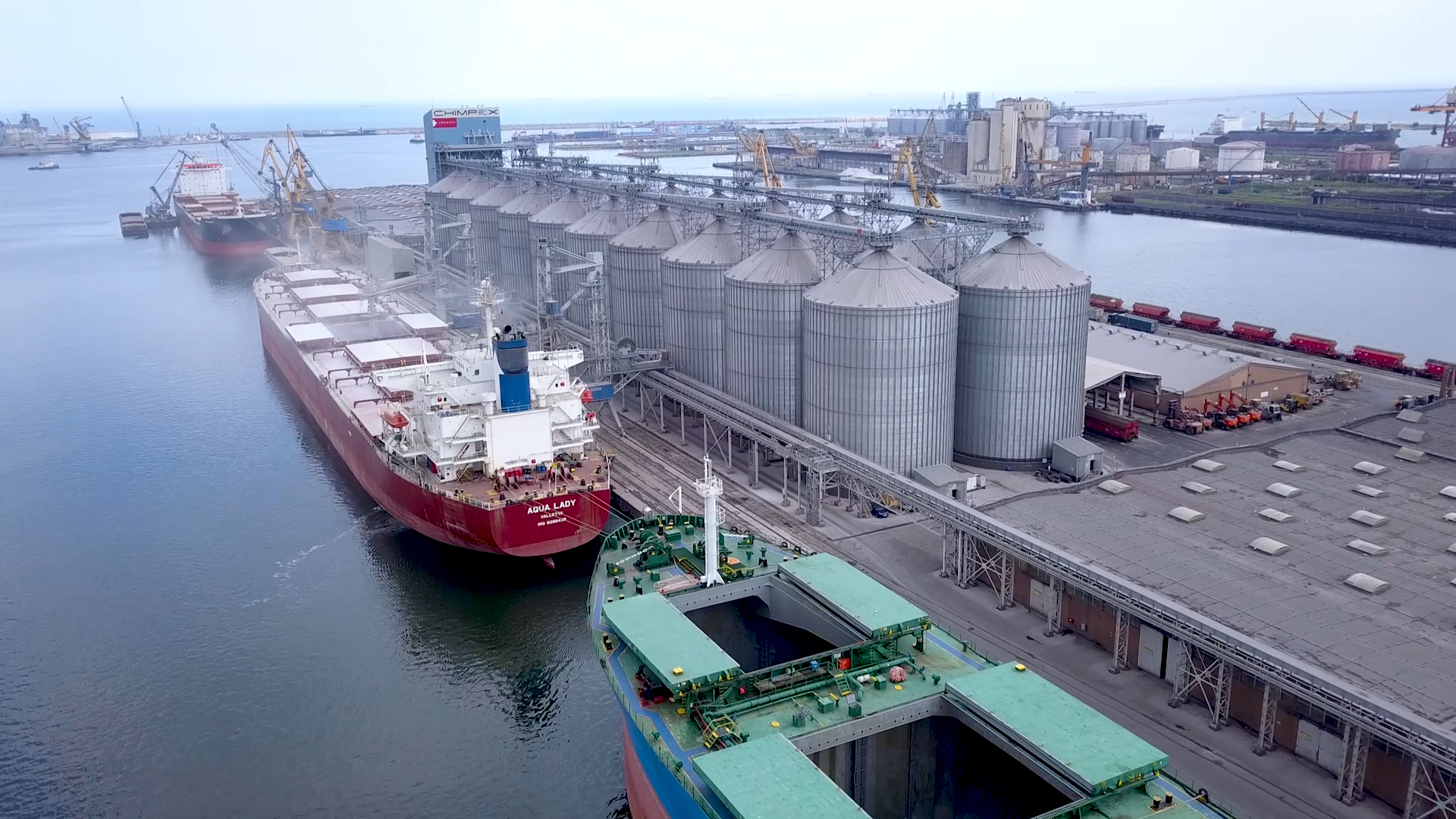 Cel mai mare trafic din istoria  Portului Constanţa: 75,5 milioane de tone anul trecut, plus 12%. Mărfurile pe relaţia cu Ucraina au reprezentat 15% din totalul traficului