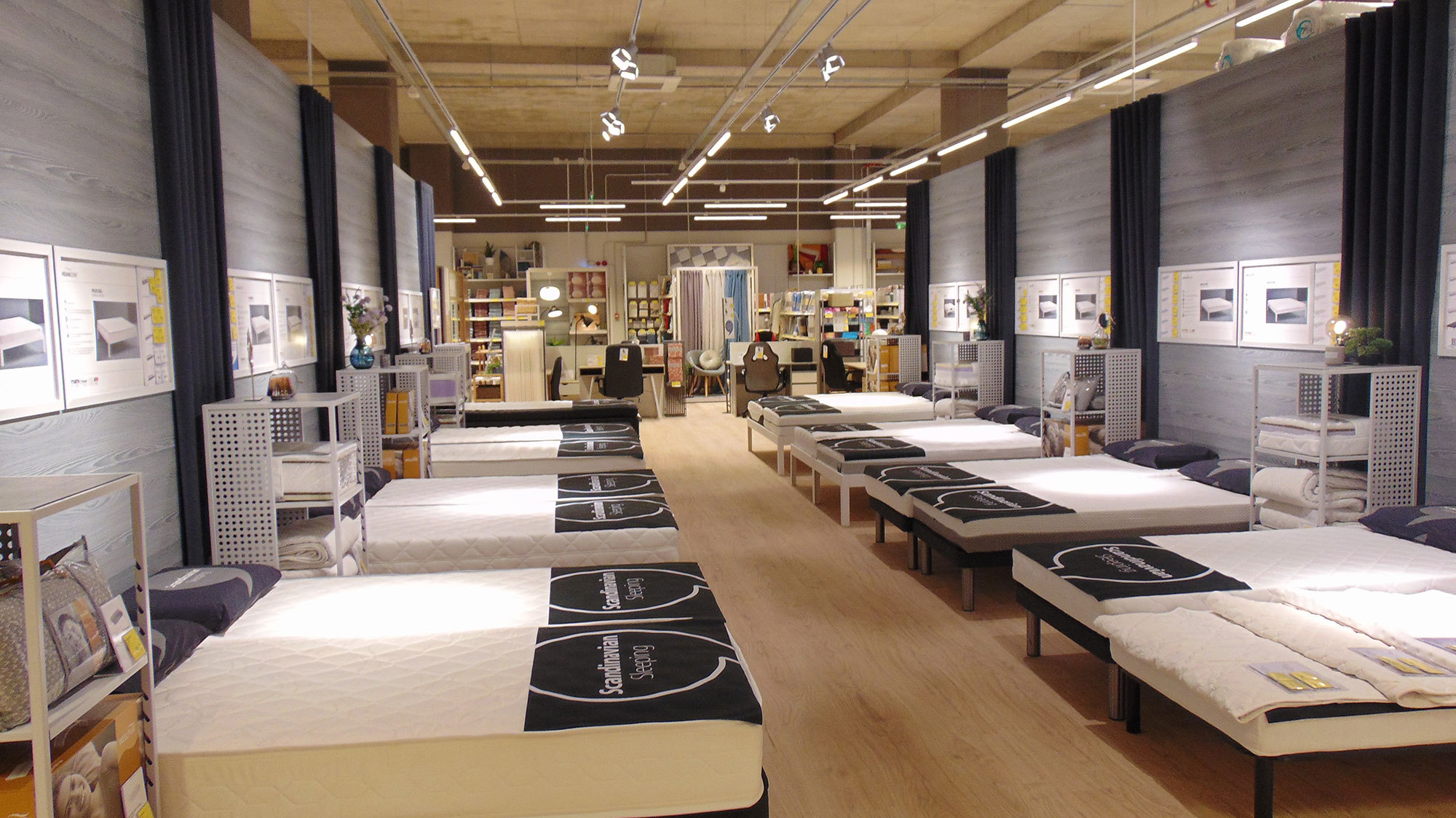 Retailerul scandinav JYSK are planificate cel puţin 15 magazine noi în 2023 şi modernizarea a minim 13 magazine mai vechi. Primul magazin nou din acest an va fi deschis la finalul lunii februarie în Târgovişte 
